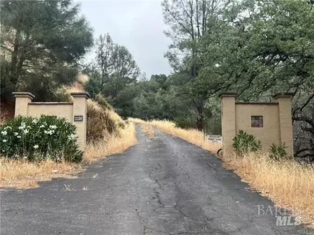 11120 Pingree Rd, Clearlake Oaks, CA 95423 photo 3