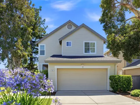 3 Lagoon Ct, San Rafael, CA 94903