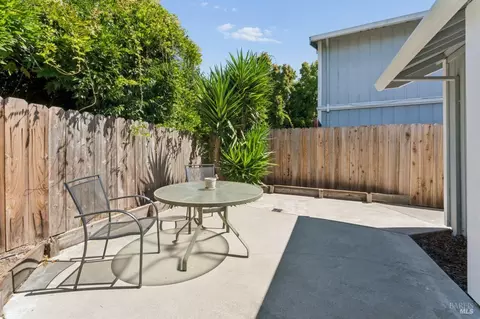 Exterior - 189 Nalisty Dr, Vallejo, CA 94590 photo 7 of 15