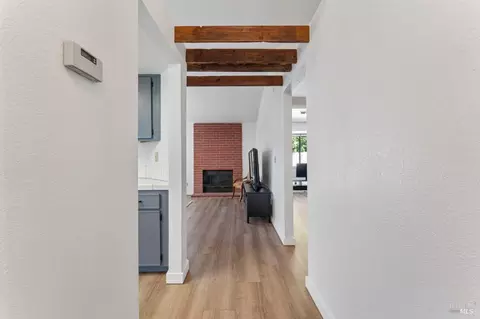 Entry Way - 189 Nalisty Dr, Vallejo, CA 94590 photo 1 of 3