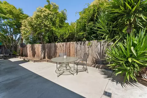 Exterior - 189 Nalisty Dr, Vallejo, CA 94590 photo 9 of 15