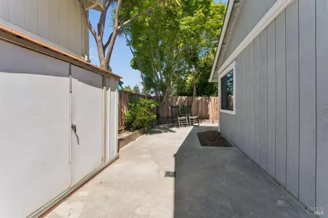 Exterior - 189 Nalisty Dr, Vallejo, CA 94590 photo 15 of 15