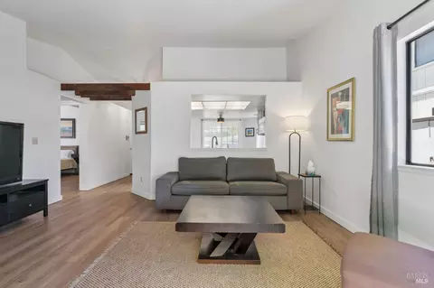 Living - 189 Nalisty Dr, Vallejo, CA 94590 photo 2 of 4
