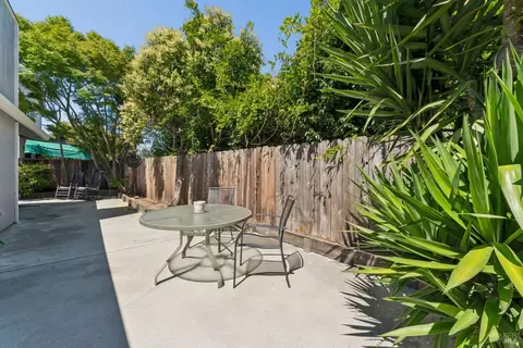 Exterior - 189 Nalisty Dr, Vallejo, CA 94590 photo 10 of 15