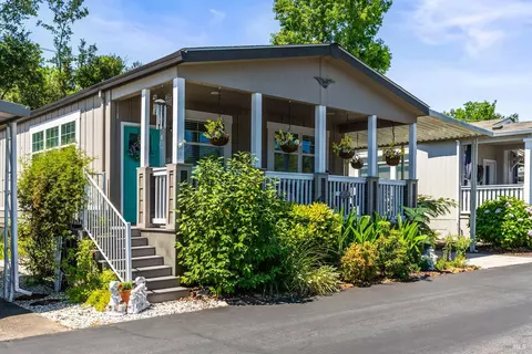2412 Foothill Blvd #10, Calistoga, CA 94515