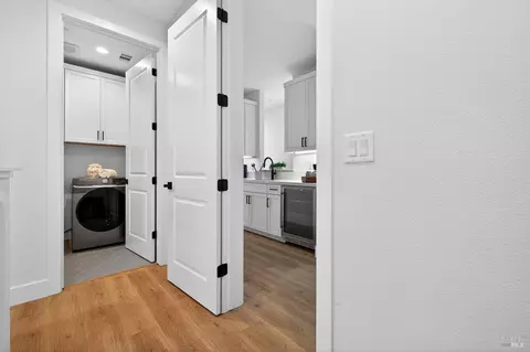 Entry Way - 357 Cornell St, Windsor, CA 95492 photo 6 of 12