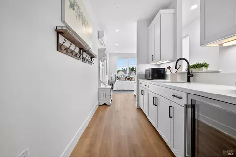 Entry Way - 357 Cornell St, Windsor, CA 95492 photo 9 of 12