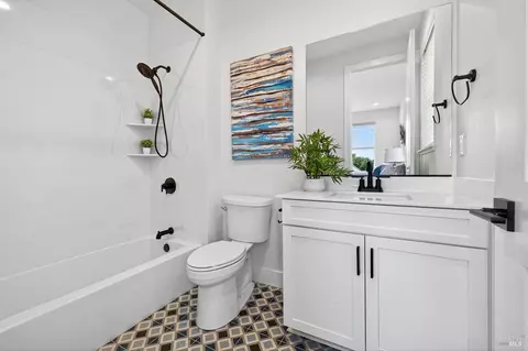 Bath - 357 Cornell St, Windsor, CA 95492 photo 7 of 7