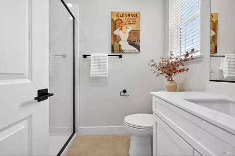 Bath - 357 Cornell St, Windsor, CA 95492 photo 3 of 7