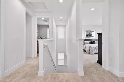 Entry Way - 341 Cornell St, Windsor, CA 95492 photo 6 of 6