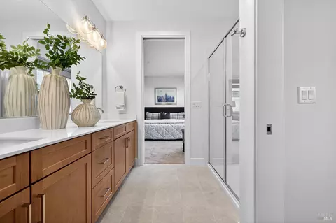 Bath - 341 Cornell St, Windsor, CA 95492 photo 3 of 8
