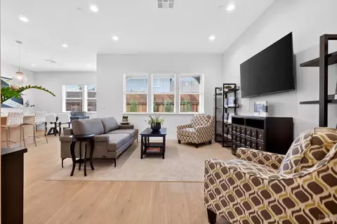 Living - 341 Cornell St, Windsor, CA 95492 photo 1 of 3