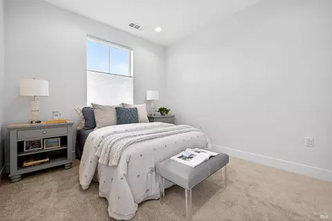 Bedroom - 341 Cornell St, Windsor, CA 95492 photo 5 of 7