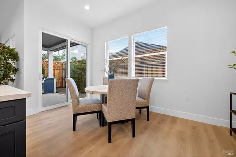 Dining - 333 Cornell St, Windsor, CA 95492 photo 1 of 3