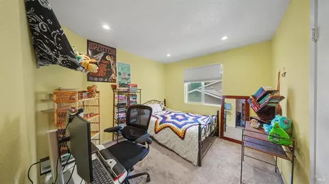 Bedroom - 156 Peach St, Vallejo, CA 94589 photo 3 of 3