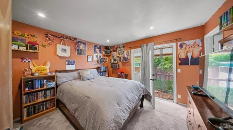 Bedroom - 156 Peach St, Vallejo, CA 94589 photo 1 of 3