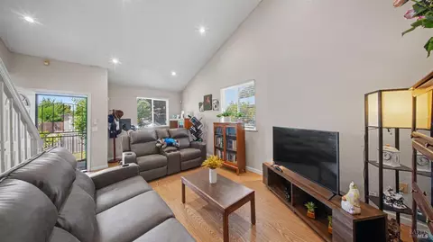 Other - 156 Peach St, Vallejo, CA 94589 photo 4 of 10