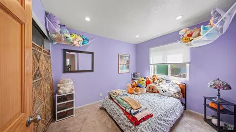 Bedroom - 156 Peach St, Vallejo, CA 94589 photo 2 of 3