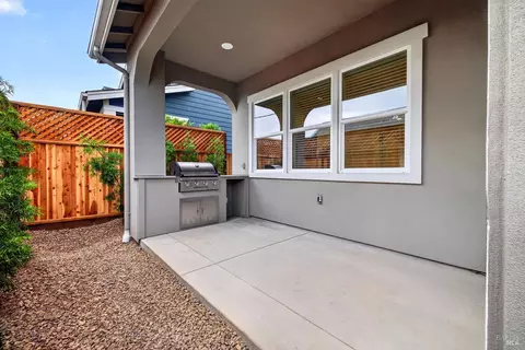 Exterior - 361 Cornell St, Windsor, CA 95492 photo 3 of 4