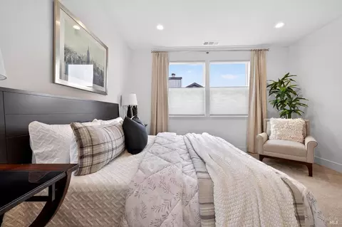 Bedroom - 361 Cornell St, Windsor, CA 95492 photo 1 of 7