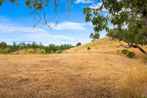 23655 Vineyard Rd, Geyserville, CA 95441 photo 12