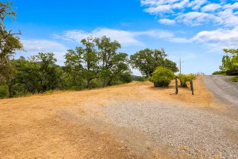 23655 Vineyard Rd, Geyserville, CA 95441 photo 5