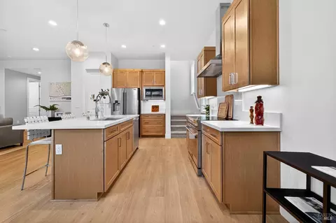 Kitchen - 329 Cornell St, Windsor, CA 95492 photo 4 of 9