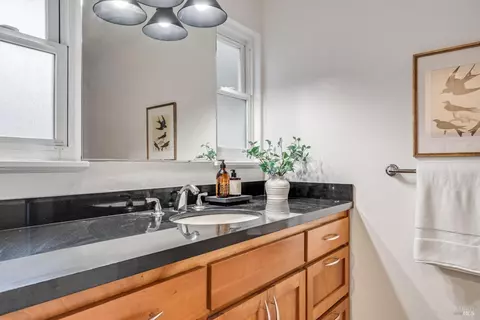 Bath - 47 Hoff Rd, Kenwood, CA 95409 photo 2 of 2