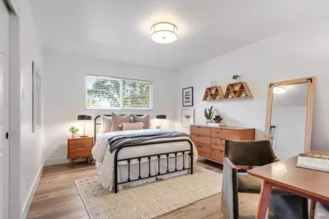 Bedroom - 47 Hoff Rd, Kenwood, CA 95409 photo 4 of 5