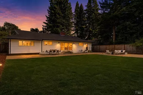 47 Hoff Rd, Kenwood, CA 95409
