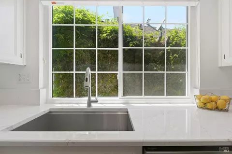 Kitchen - 779 Bob Crosby Way, Windsor, CA 95492 photo 3 of 3