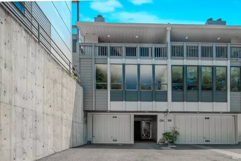 124 Professional Center Pkwy, San Rafael, CA 94903
