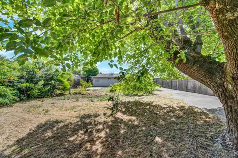 Exterior - 1131 1st St, Fairfield, CA 94533 photo 14 of 17