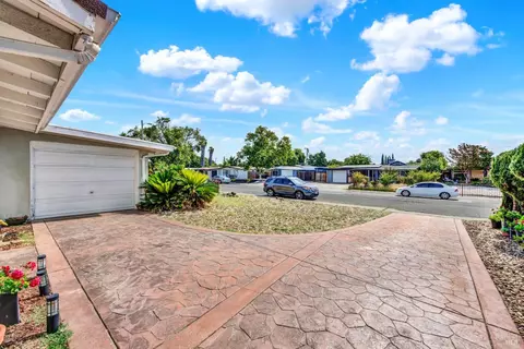 Exterior - 1131 1st St, Fairfield, CA 94533 photo 6 of 17