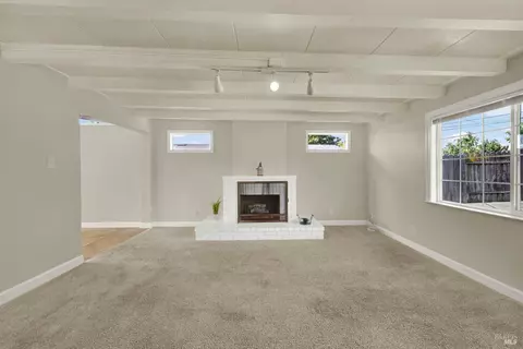 Living - 1131 1st St, Fairfield, CA 94533 photo 14 of 16