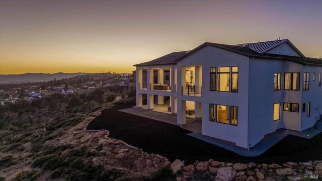 3773 Boulder Pt, Santa Rosa, CA 95404