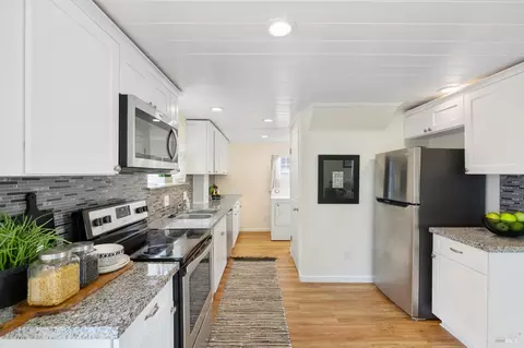 Kitchen - 720 Wilson Ave, Vallejo, CA 94590 photo 2 of 2