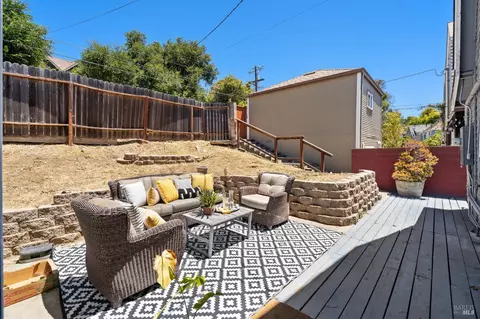Exterior - 720 Wilson Ave, Vallejo, CA 94590 photo 5 of 6