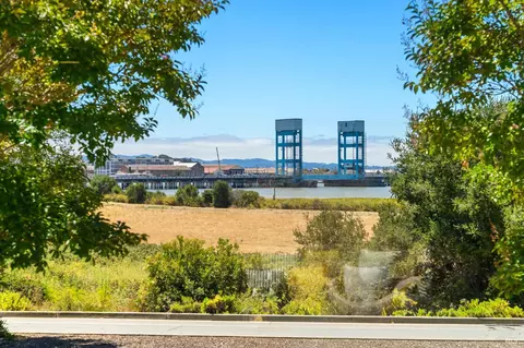 View/Area - 720 Wilson Ave, Vallejo, CA 94590 photo 2 of 8