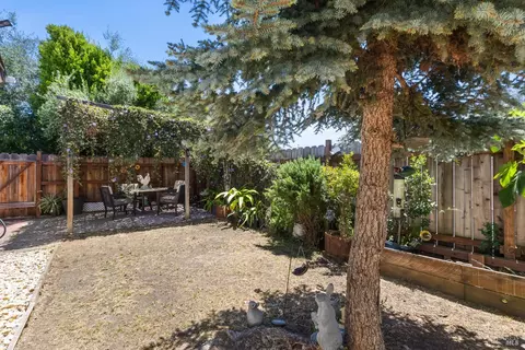 136 Ann Ct, Vallejo, CA 94590 photo 23