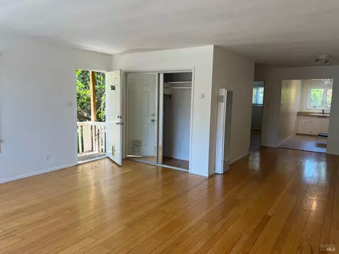 Living - 506-508 Spring St, Sausalito, CA 94965 photo 2 of 4