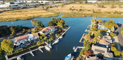 1028 Marina Dr, Napa, CA 94559
