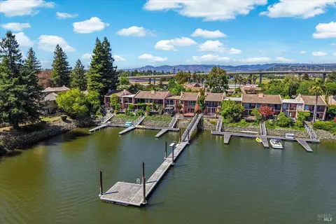 1028 Marina Dr, Napa, CA 94559
