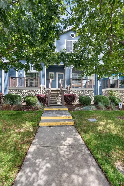 460 E 2nd St, Benicia, CA 94510