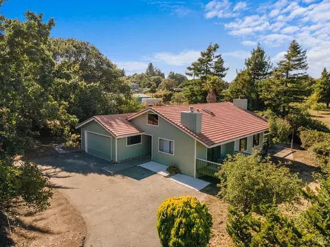 4800 Paulsen Ln, Sebastopol, CA 95472