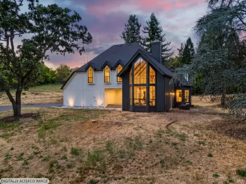 530 Bronwyn Gln, Santa Rosa, CA 95409