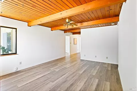 Living - 51 Solano Dr, Dixon, CA 95620 photo 5 of 11