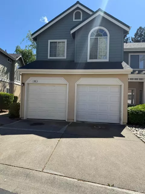19 Manchester Ln, Fairfield, CA 94533