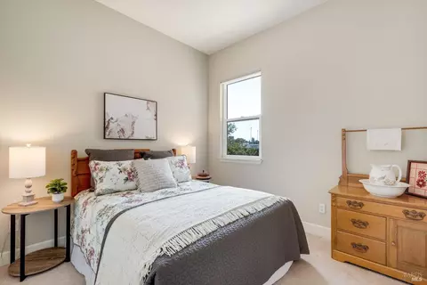 Bedroom - 201 Macarthur Ln, Sonoma, CA 95476 photo 2 of 4
