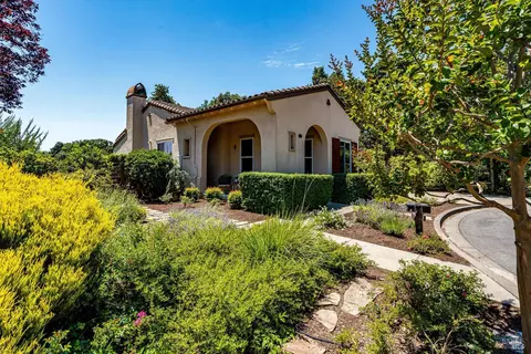 Exterior - 201 Macarthur Ln, Sonoma, CA 95476 photo 12 of 12